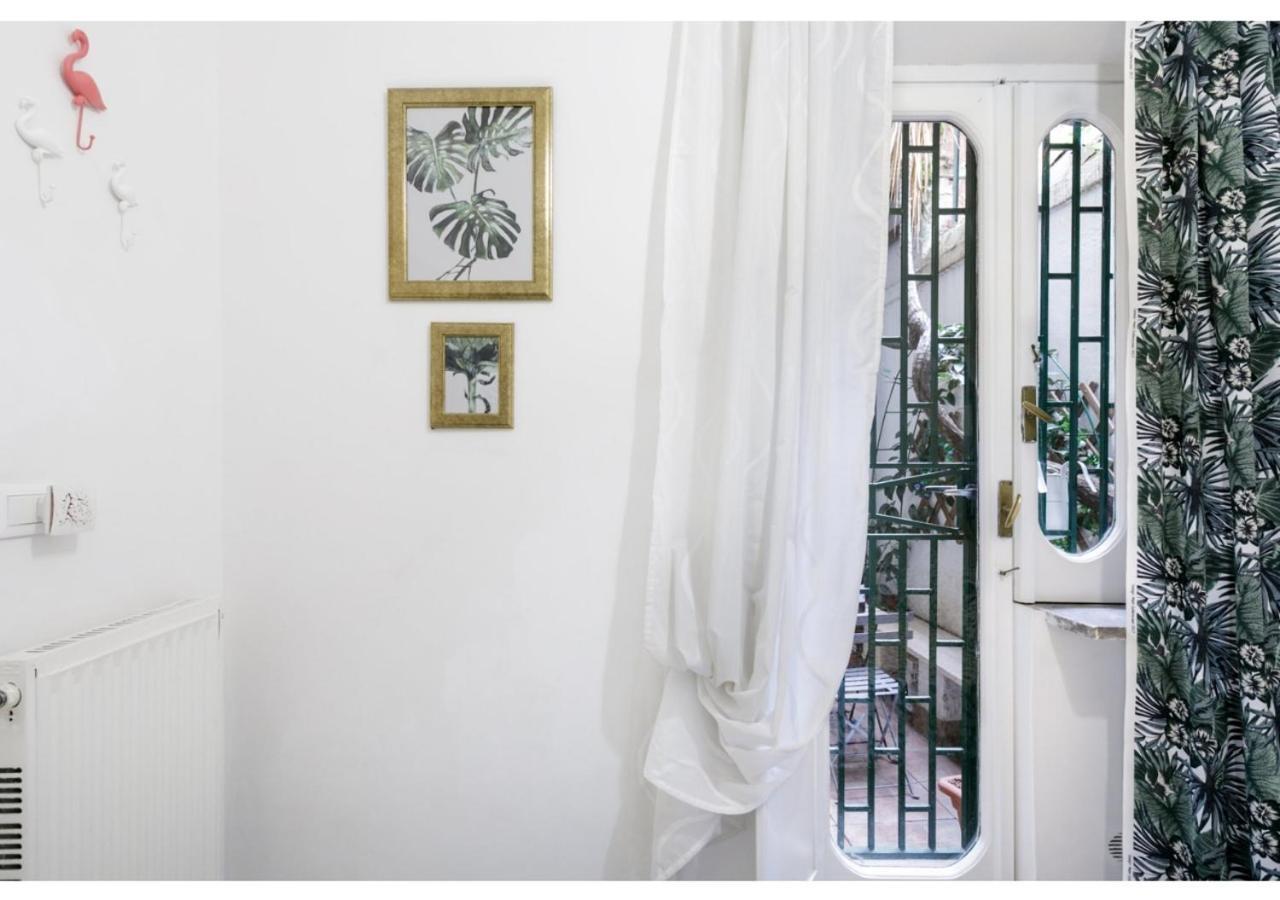 Pied-A-Terre Domusuite Rhome Colosseo Rome Exterior photo